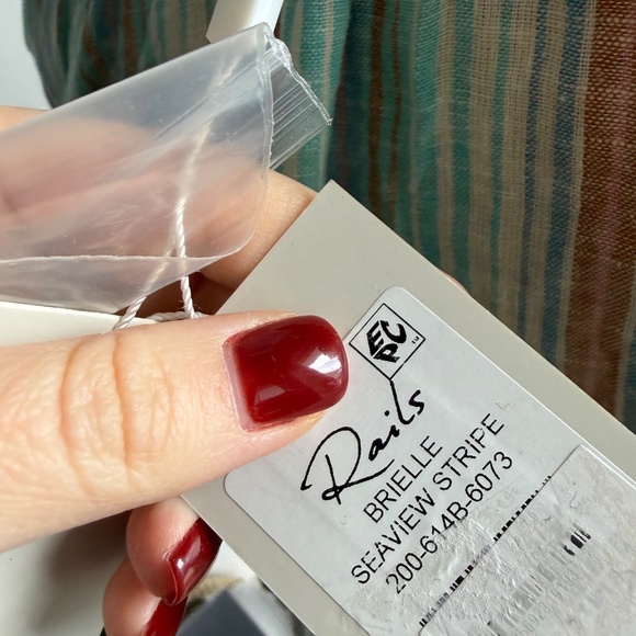 Rails Brielle Blouse in Seaview Stripe Size Small - Picture 7 of 8